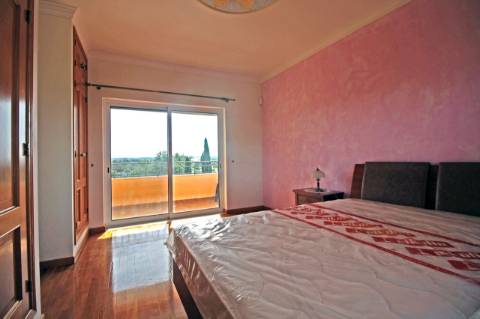 Moradia T4 Venda em Faro (Sé e São Pedro),Faro