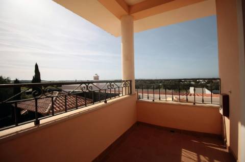 Moradia T4 Venda em Faro (Sé e São Pedro),Faro