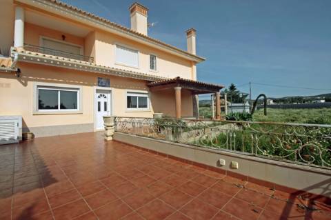 Moradia T4 Venda em Faro (Sé e São Pedro),Faro