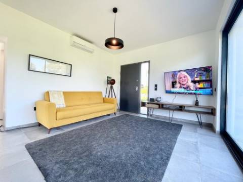 Moradia Isolada T3 Venda em Quarteira,Loulé