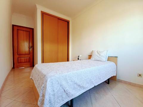 Apartamento T3 Venda em Almancil,Loulé