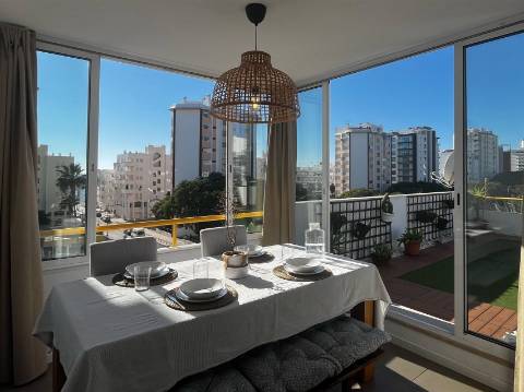 Apartamento T2 Venda em Quarteira,Loulé