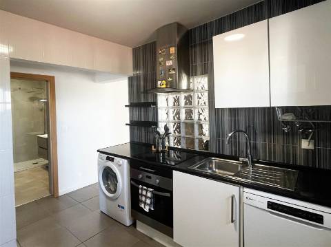 Apartamento T2 Venda em Quarteira,Loulé