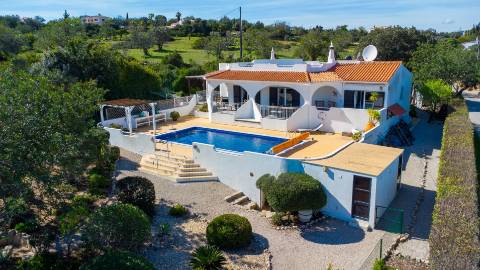 Moradia Isolada T3 Venda em Santa Bárbara de Nexe,Faro