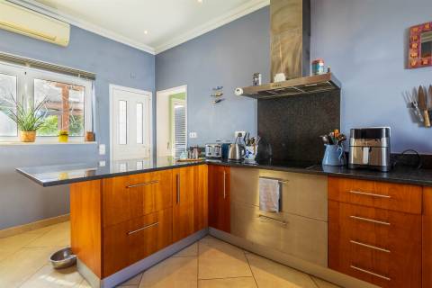 Moradia Isolada T3 Venda em Santa Bárbara de Nexe,Faro