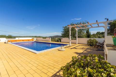 Moradia Isolada T3 Venda em Santa Bárbara de Nexe,Faro