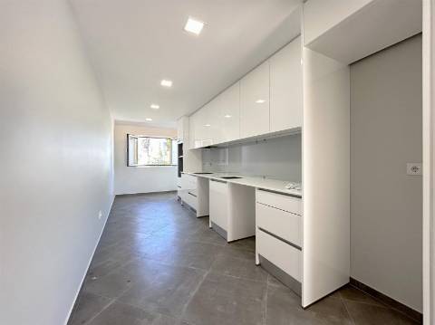 Moradia T3 Venda em Quarteira,Loulé