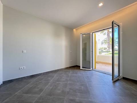 Moradia T3 Venda em Quarteira,Loulé