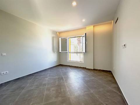 Moradia T3 Venda em Quarteira,Loulé