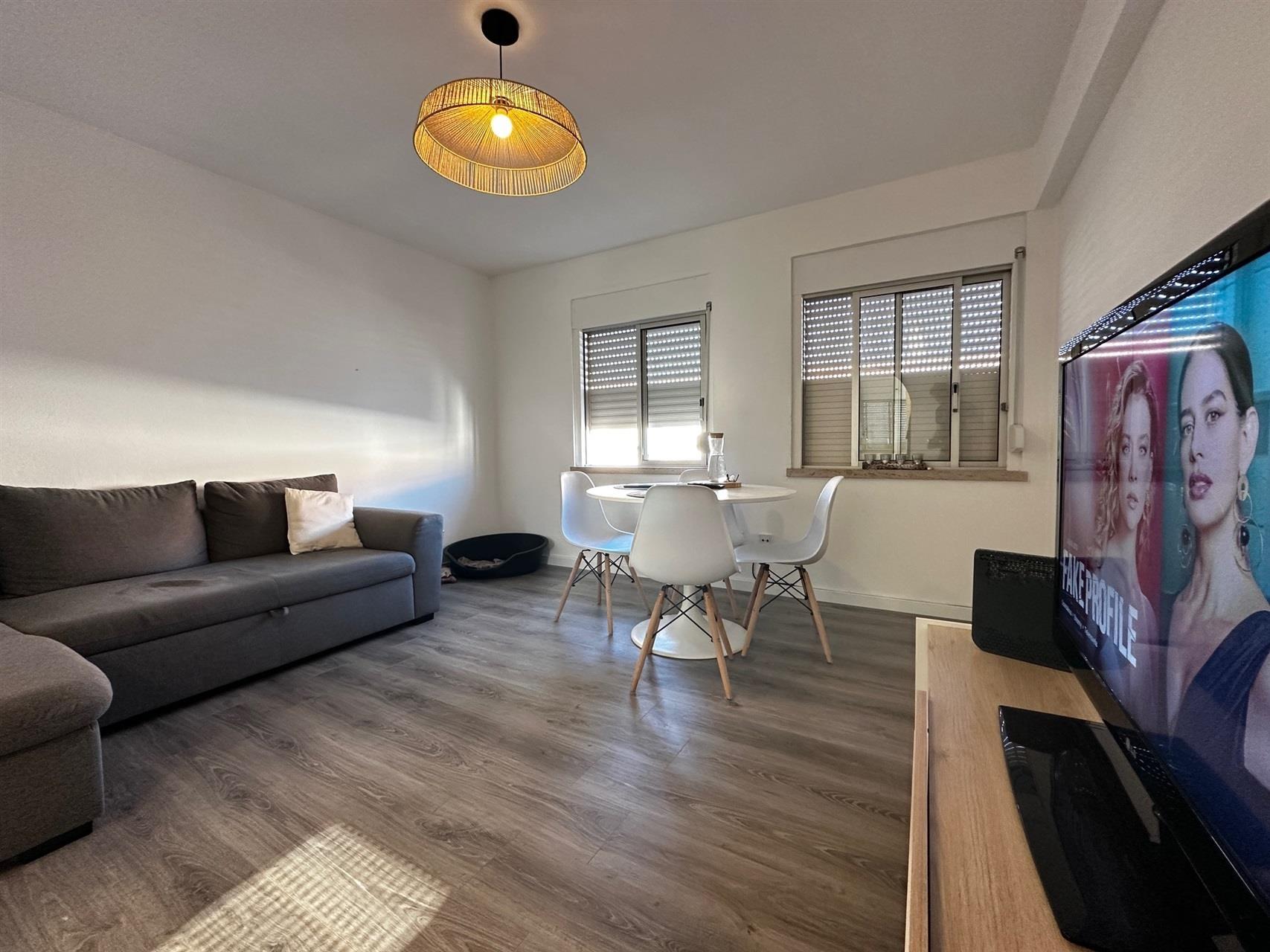 Apartamento T2 Venda em Quelfes,Olhão
