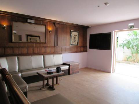 Loja  Venda em Almancil,Loulé