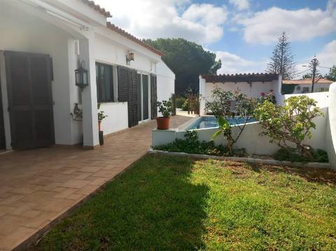 Moradia Isolada T3 Venda em Almancil,Loulé