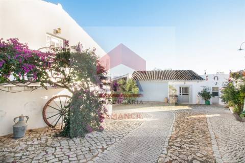 Quinta >=T10 Venda em Almancil,Loulé