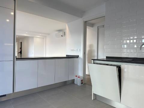 Apartamento T2 Arrendamento em Olhão,Olhão