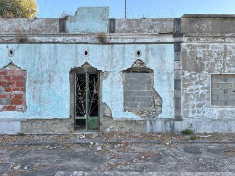 Moradia Isolada T4 Venda em Santa Bárbara de Nexe,Faro