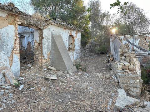 Moradia Isolada T4 Venda em Santa Bárbara de Nexe,Faro