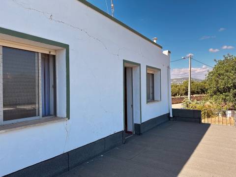 Moradia Geminada T3 Venda em Faro (Sé e São Pedro),Faro