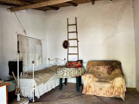 Moradia Geminada T3 Venda em Faro (Sé e São Pedro),Faro