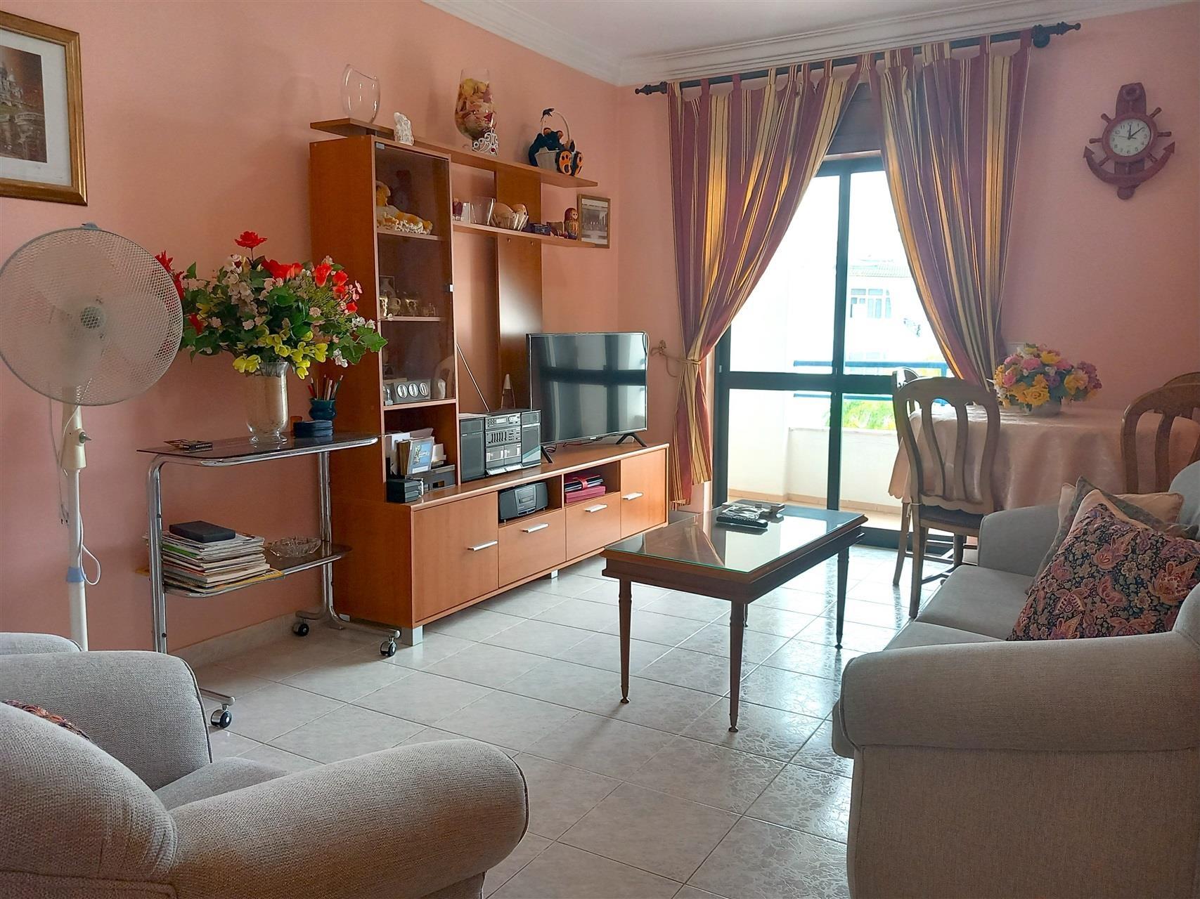 Apartamento T2 Venda em Quarteira,Loulé