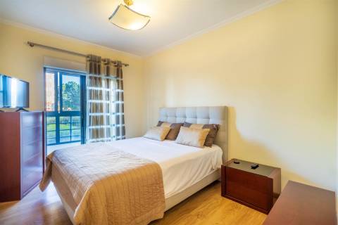 Apartamento T3 Venda em Quarteira,Loulé