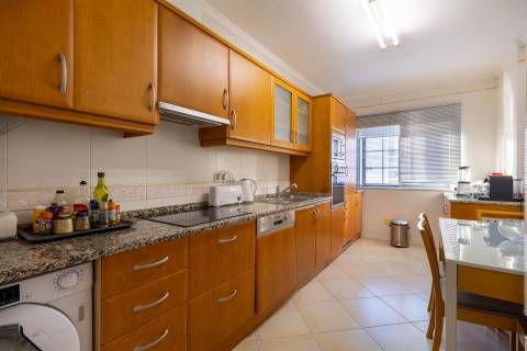 Apartamento T3 Venda em Quarteira,Loulé