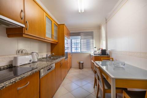 Apartamento T3 Venda em Quarteira,Loulé