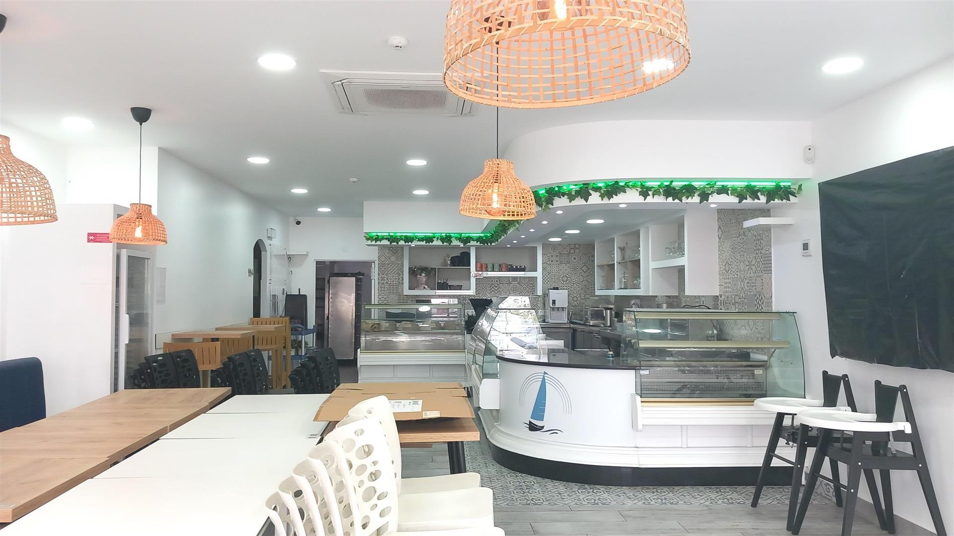 Restaurante  Trespasse em Quarteira,Loulé