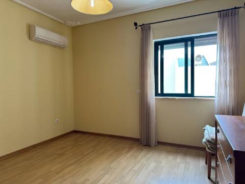 Apartamento T4 Venda em Faro (Sé e São Pedro),Faro