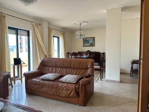 Apartamento T4 Venda em Faro (Sé e São Pedro),Faro