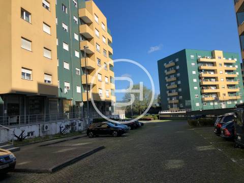 Loja  Venda em Arcozelo,Barcelos