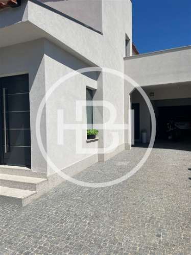 Andar Moradia T4 Venda em Arcozelo,Barcelos