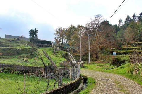 Terreno em Mondrões