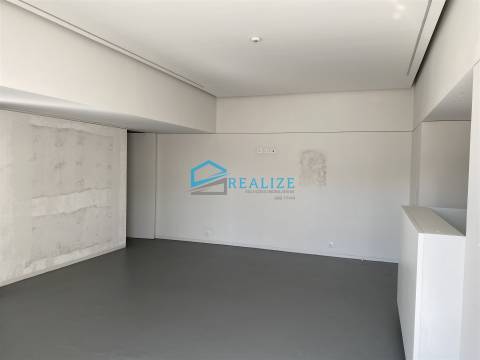 Loja junto ao Mercado de Vila Real