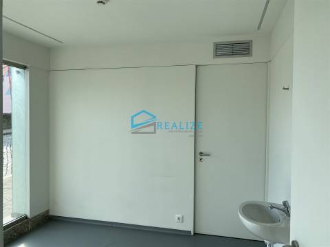 Loja junto ao Mercado de Vila Real