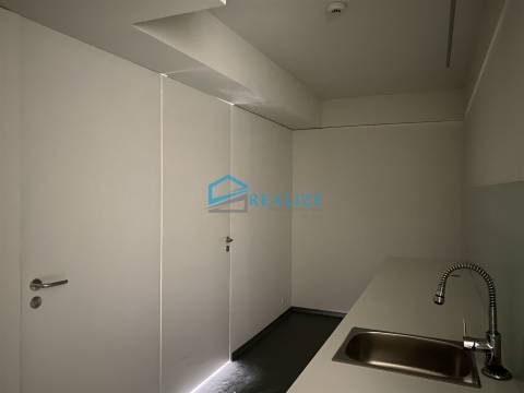 Loja junto ao Mercado de Vila Real