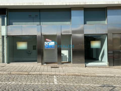 Loja junto ao Mercado de Vila Real