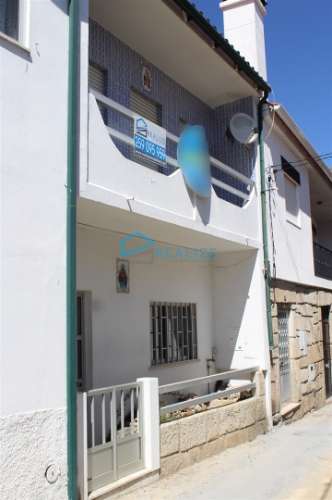 Moradia em São Mamede de Riba Tua