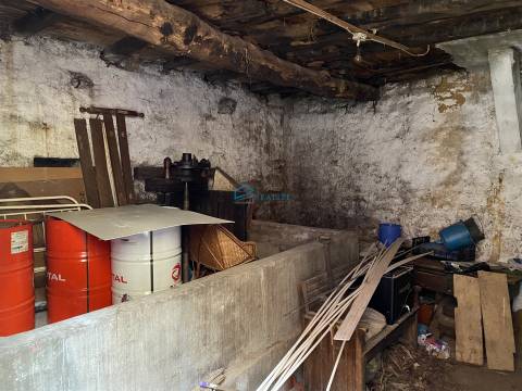 Moradia em Parada de Pinhão