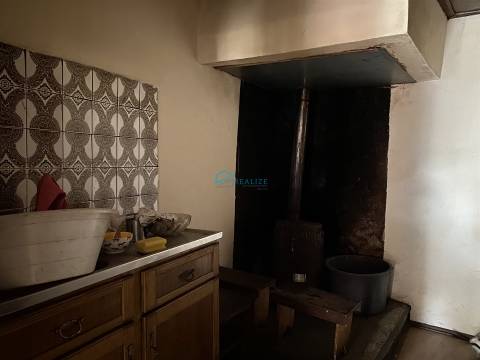 Moradia em Parada de Pinhão