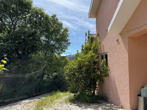 Viva em Conforto e Tranquilidade nos Arredores de Vila Real