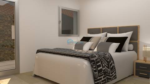 Moradia T3 com 2 pisos de arquitetura tradicional.