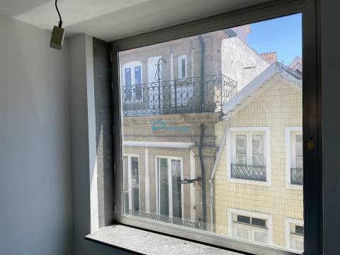 Prédio no Centro Histórico de Vila Real para arrendar.