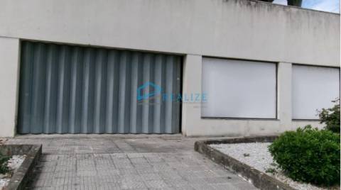 Loja  Venda em Outeiro Seco,Chaves