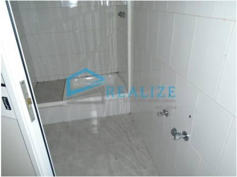 Loja  Venda em Sanfins do Douro,Alijó