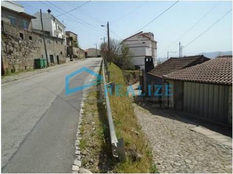 Loja  Venda em Sanfins do Douro,Alijó