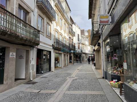 Loja em Vila Real para arrendar