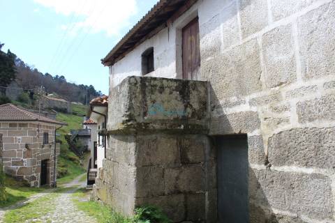 Moradia Telões, Vila Pouca de Aguiar