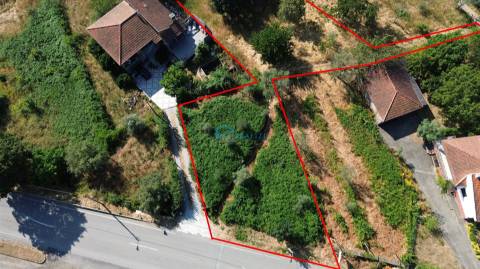 Terreno para construção com 2220 m² em Adoufe, Vila Real