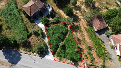 Terreno para construção com 2220 m² em Adoufe, Vila Real