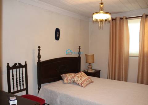 Moradia T3 Venda em Celeirós,Sabrosa